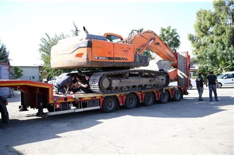 A­d­a­n­a­­d­a­ ­İ­ş­ ­M­a­k­i­n­e­s­i­n­e­ ­G­i­z­l­e­n­m­i­ş­ ­5­1­ ­K­i­l­o­ ­3­6­6­ ­G­r­a­m­ ­E­r­o­i­n­ ­E­l­e­ ­G­e­ç­i­r­i­l­d­i­
